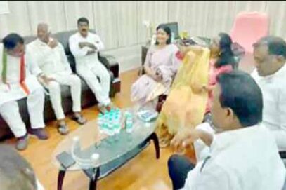 دیپا داس منشی کی کڈیم سری ہری اور ان کی دختر سے ملاقات