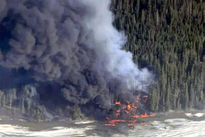 الاسکا میں طیارہ دریا میں گر پڑا، بچاؤ کاری جاری