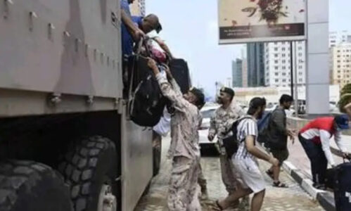 صحرائی شہروں میں سیلاب: متحدہ عرب امارات، عمان میں اب تک 22 افراد ہلاک